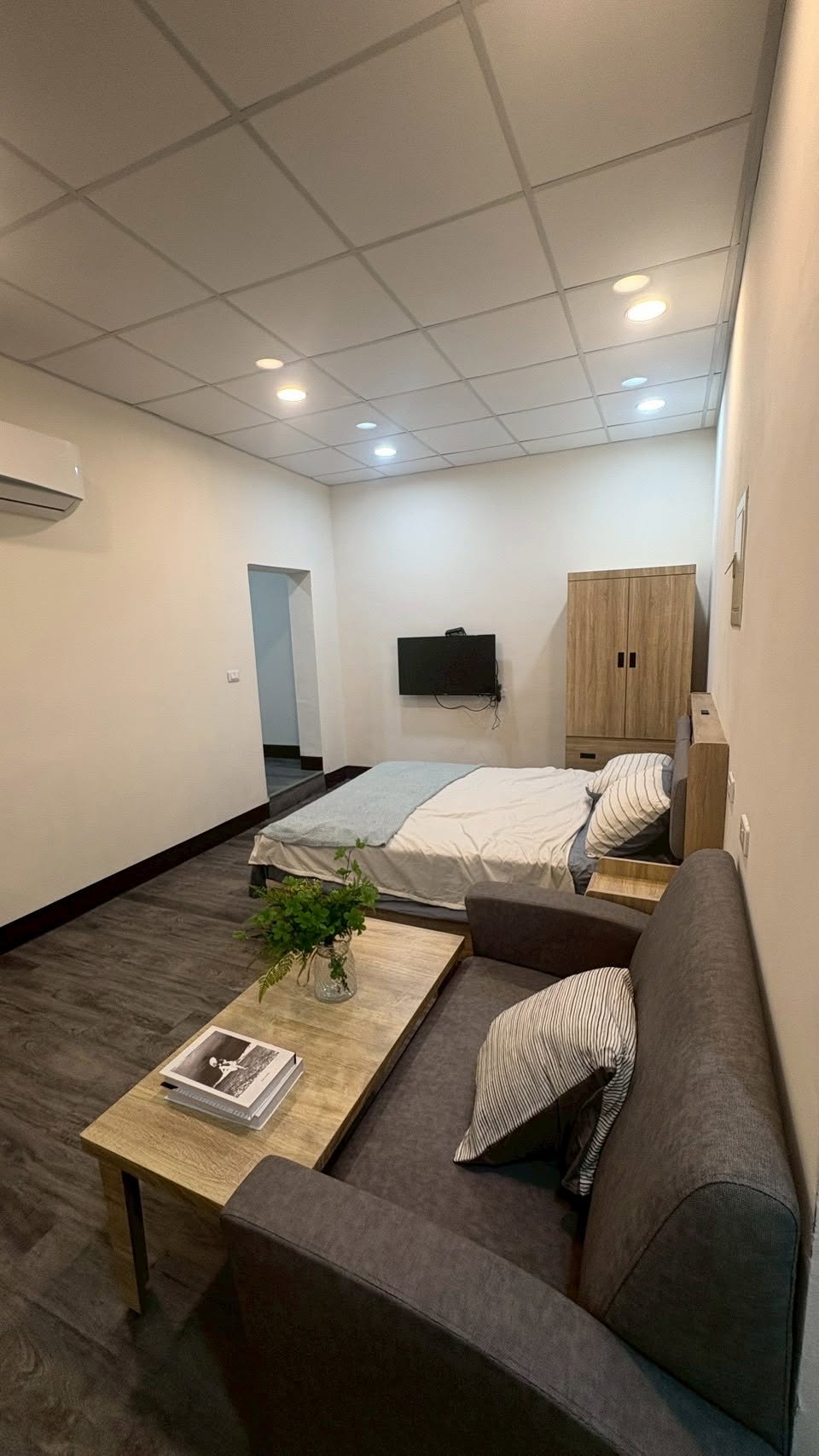 【中壢後站步行5分鐘｜傢俱家電齊全立即入住大套房｜可租補】